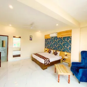 The Celebration By Amod & Rooftop Hotel